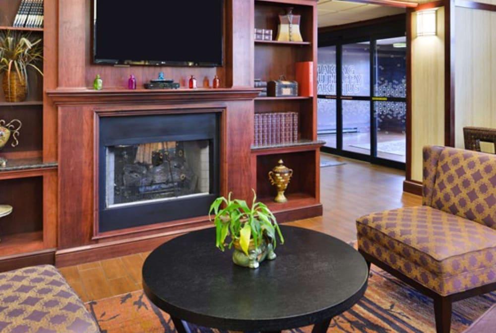 Hampton Inn & Suites Richmond Eksteriør billede