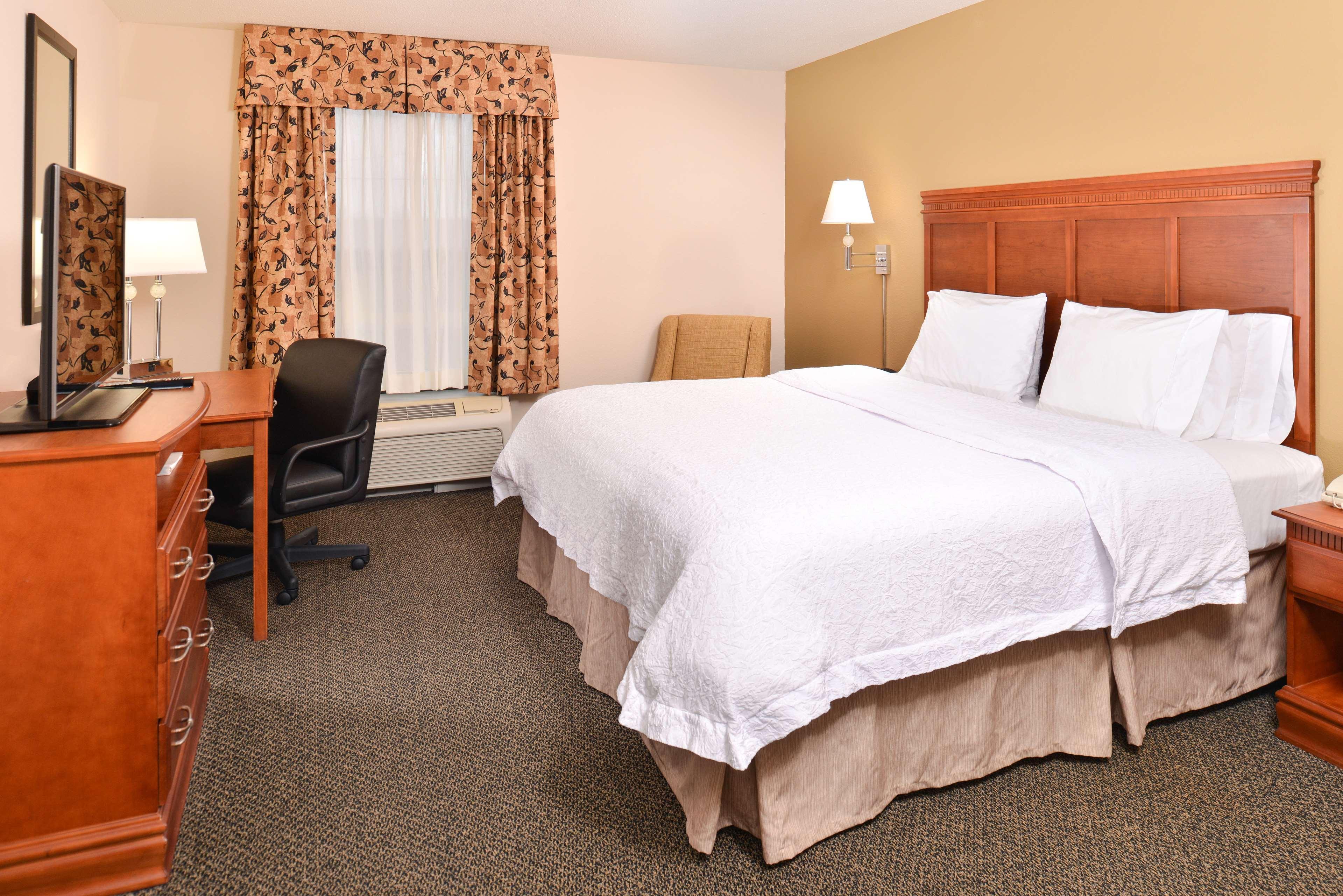Hampton Inn & Suites Richmond Eksteriør billede