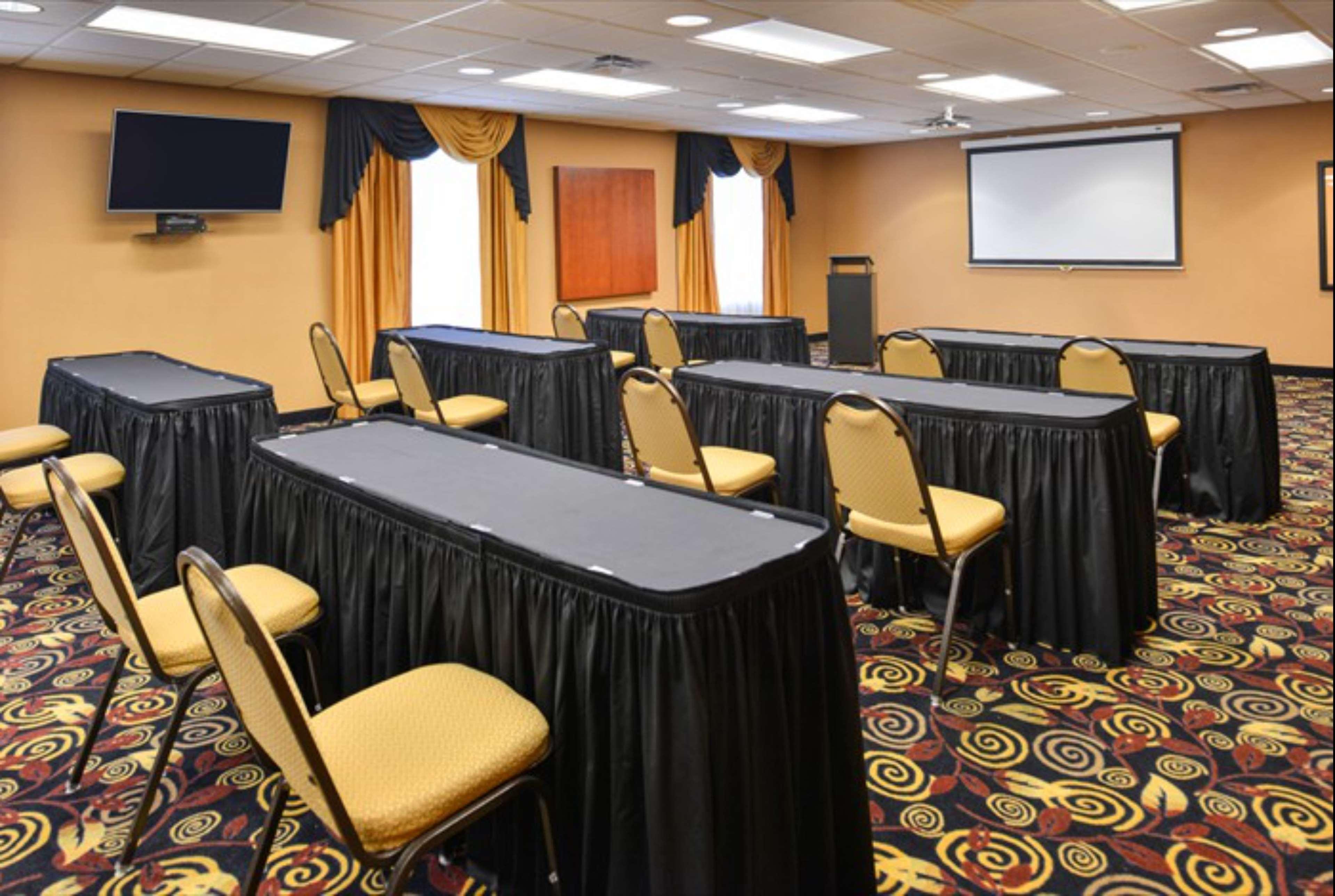 Hampton Inn & Suites Richmond Eksteriør billede