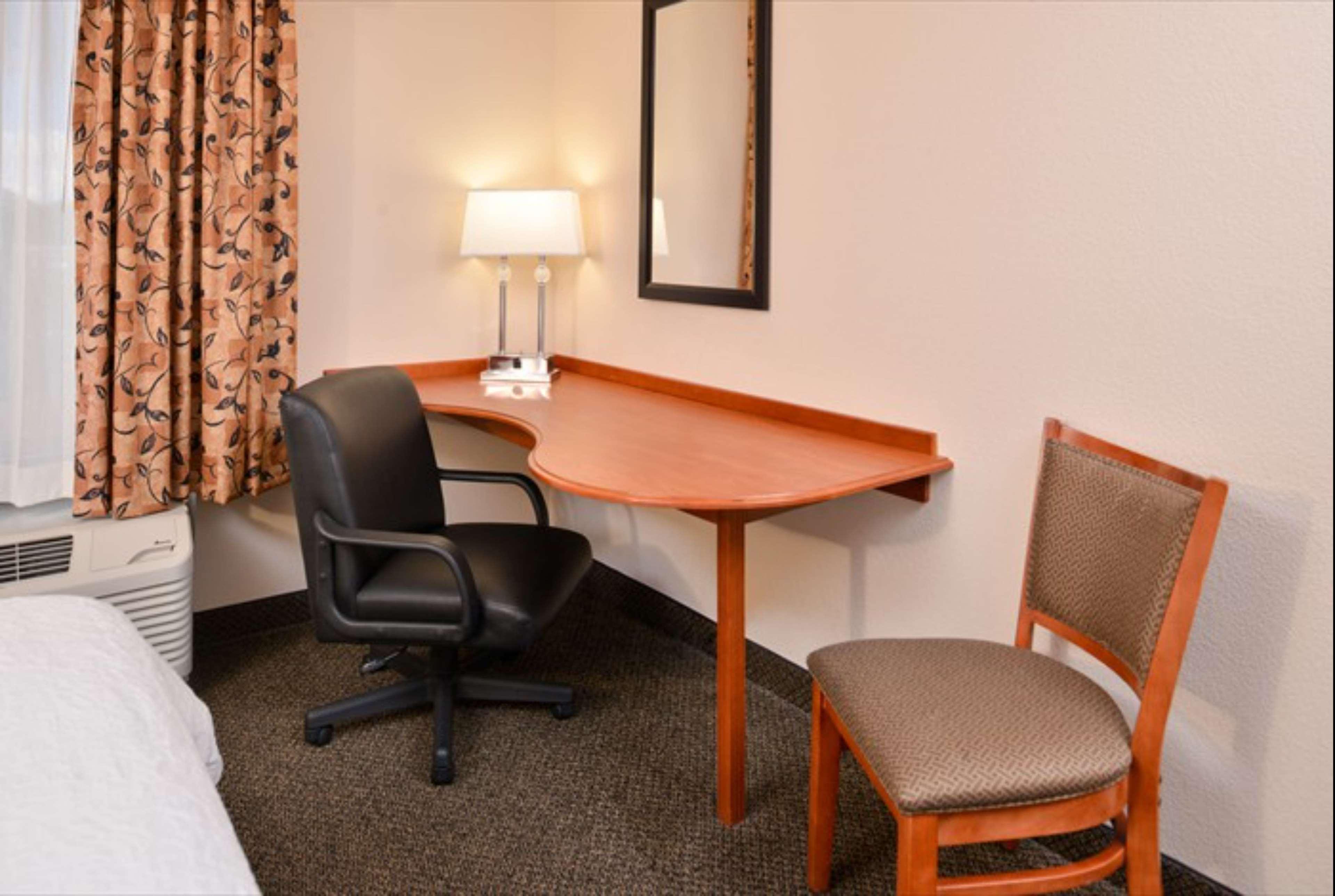 Hampton Inn & Suites Richmond Eksteriør billede
