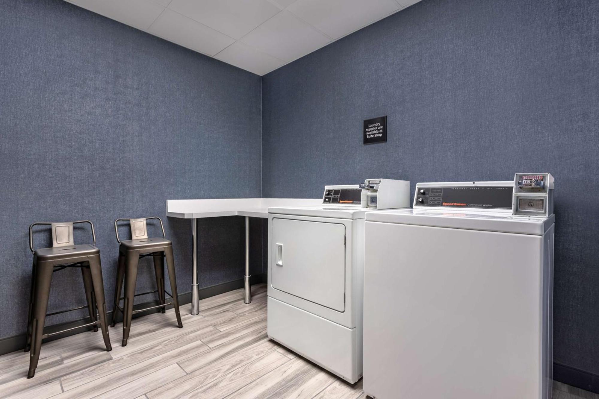 Hampton Inn & Suites Richmond Eksteriør billede